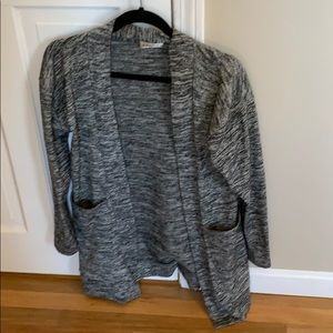 Beautiful sweater! Never worn!